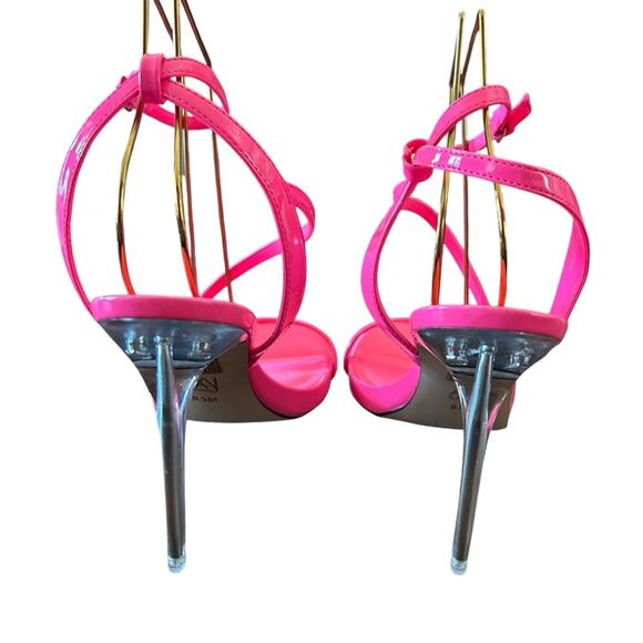 AAJ by Aminah Zayn Lucite Heel Asymmetrical Strap Dress Sandals NEW Size 8.5 - Picture 6 of 11